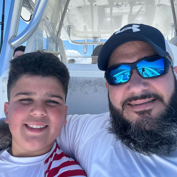 Meet your Posher, Josh - Picture 4 of 6